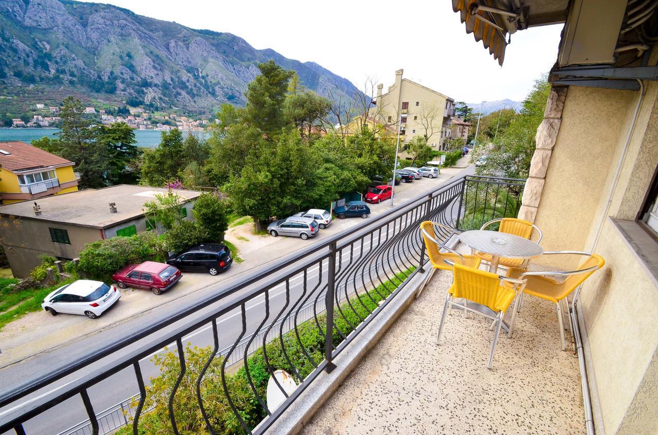 Central Apartment Kotor Extérieur photo